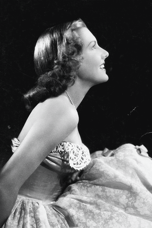 jodockerys:Jean Arthur photographed by A.L. Schafer, 1940