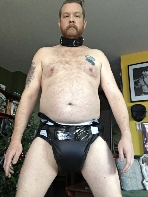 masteralanuk: diapermaster: Collared in his thick Rearz diaper ready for service, reblog this shitba