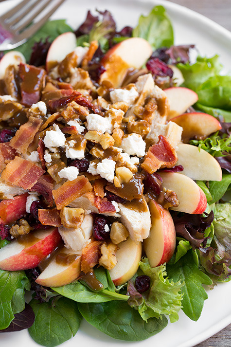 Porn photo do-not-touch-my-food:  Apple-Feta Salad with