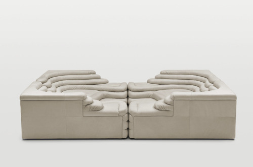 tinaseh:The 1970s modular landscaping Terrazza DS-1025 Sofa by Ubald Klug for De Sede