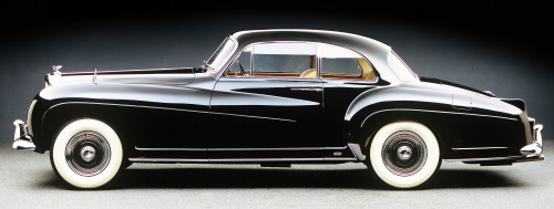 Bentley R-Type Continental Coupé, 1955 by Franay. Of 208 Bentley Continental coupés built between 19