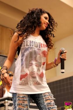 villegas-photos:  Jasmine performing at Southland Mall - Aug. 24, 2013 (part 3)