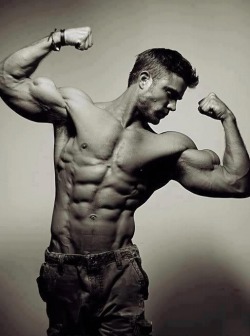perfectly-sculpted:  David Kimmerle