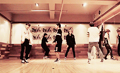 soowons:  INFINITE - Back Dance Practice (x) 