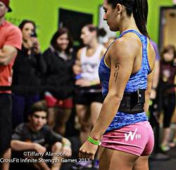 crossfitters:  Jackie Perez. Tiffany Alanoori Photography.