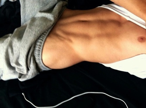 dirtyliam18:  follow me for some more hot stuff xx http://j.gs/3aZ4 