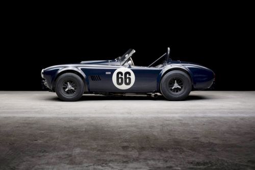 vintageclassiccars:1964 AC Cobra Shelby 289.Form, function, and art