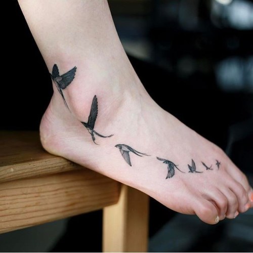 Bird Tattoo Artist: EQUILATTERA ▲ Private Tattoo Studio ▲ ❂ MIΔMI ❂ 