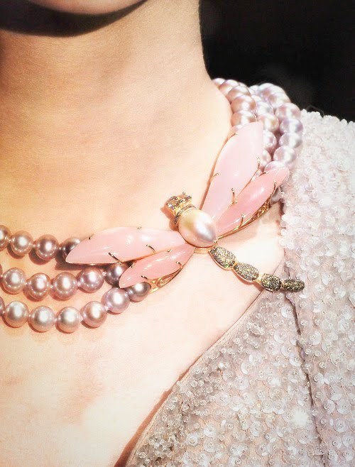 via mademoisellearielle.tumblr.com