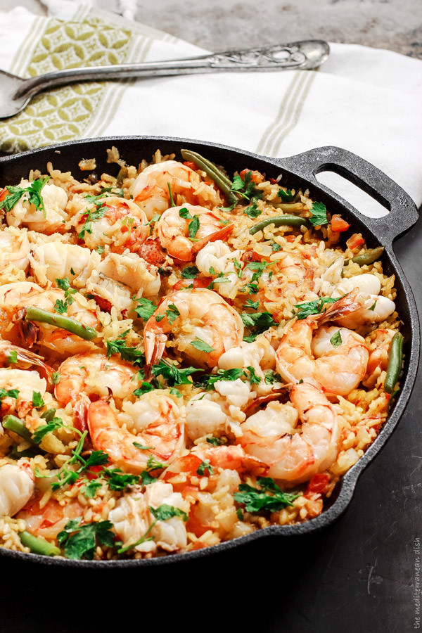 Spanish seafood paella