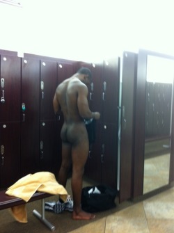 extranoboys:  playboydreamz:  What really goes down in the Gym locker room.   - where is this gym at ? Follow me - http://extranoboys.tumblr.com/