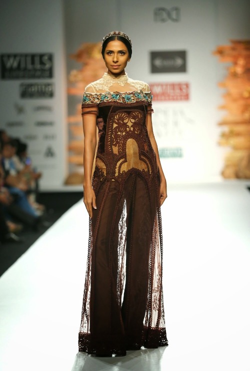 bollywoodishtyle: WIFW AW 2014: Soltee by Sulakshana Monga