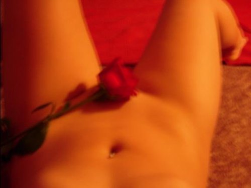 Porn photo emo-amateurs:  Pierced Alternative girlfriend