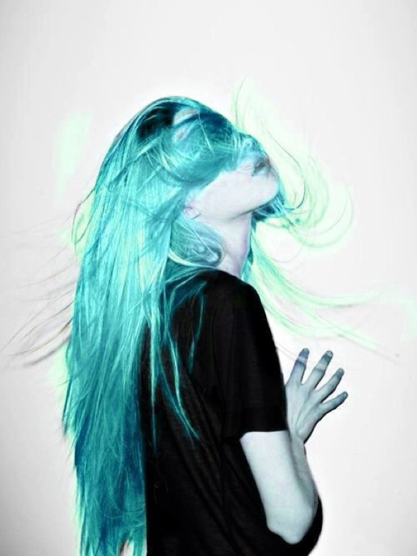 zombie-baby:  aciddaisies:  ✞ soft grunge/models ✞  x 