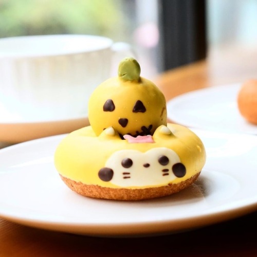 cutejapanesefood:cr.  sweetsreporterchihiro  