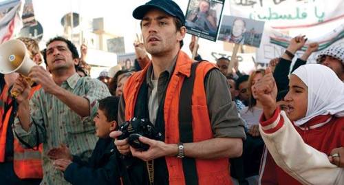 momo33me:Activist Tom Hurndall shot dead by Israeli sniper 14years ago for attempting to help Palest