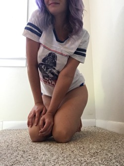 sexyimperial:  mccprincess:  Beep beep boop ❤️👑🎀  Sexy fans Sunday