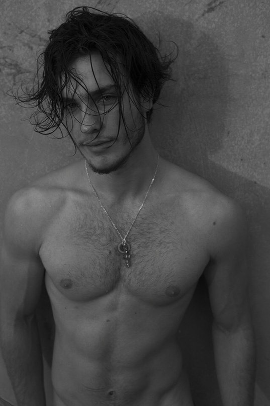tabloidheat101:  Brazilian model Leo Fogolin by João P. Teles 