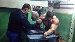 drwannabe:  Max Troyan