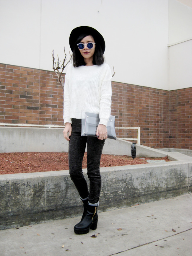 goingontoparis:  w4sted-xo:  elli-rose:  New Look: Basics Wearing Zipia Wide Brimmed