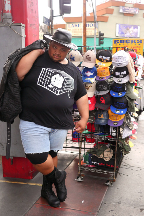 gaymanga:  Alden L. Jackson, the handsome man behind online vintage store The Cool and the Casual, modelling MASSIVE in the LA Fashion District! Alden wears Jiraiya’s (児雷也) “Shinjuku“ and ”Best Couple“ tees from the MASSIVE