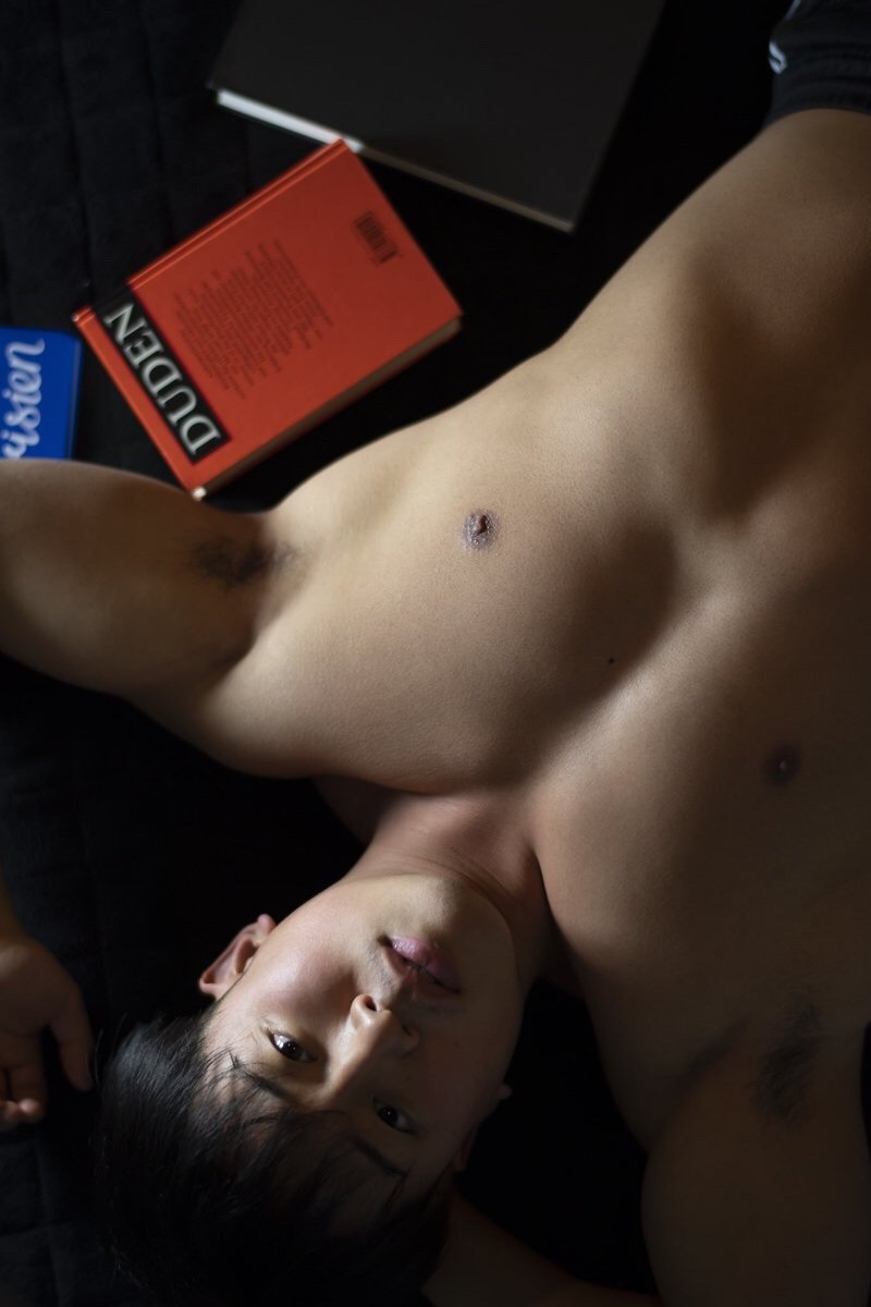 saruisamu:  Like man in towel.