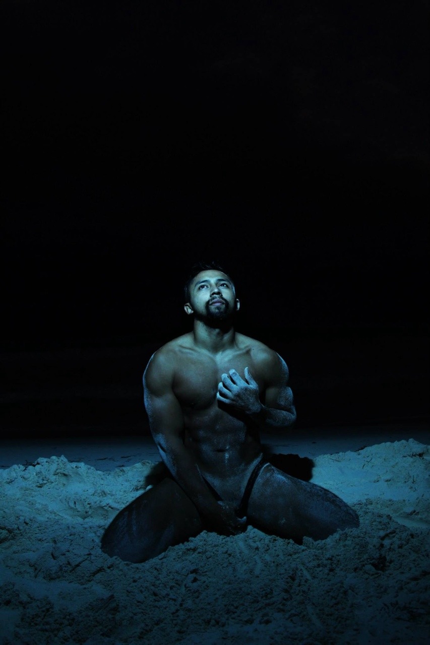 Hot Latin Guys Hung Like a Horse ♥