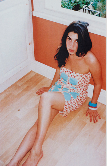  amy winehouse by valerie phillips, 2003 