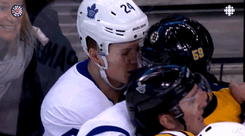wonthetrade: Kisses are spreading | Leafs @ Bruins | April 14, 2018