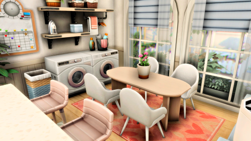 Perfect 100 Baby Challenge HomeThis large home is perfect for the 100 Baby Challenge! With 6 bedroom