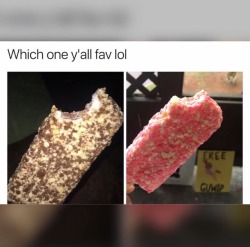 blackberryshawty:  flexery:  There’s only one right answer, I just wanna see who can’t be trusted.  Right is the correct answer   What the fuck are those y'all dropping your icecream in cat litter or some shit? 