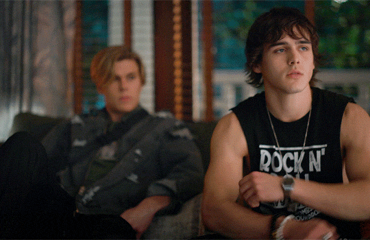 Alex & Luke + Reacting To Reggie Scaring The Molinas