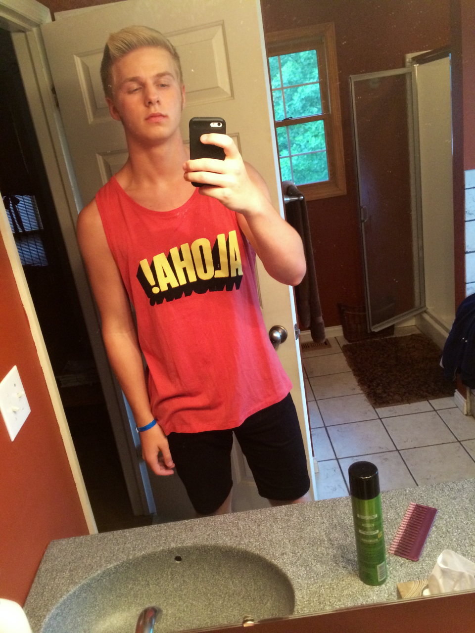 zackarypark:Six selfies;