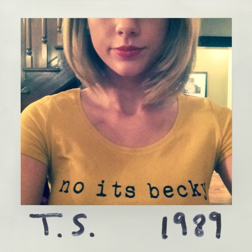 taylorswift: I’m kind of rethinking the album cover.