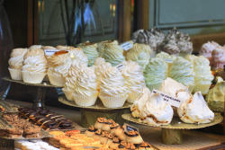 delectabledelight:  Pastry (by Kenny Teo (zoompict)) 