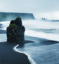 etherealvistas:  The lead shores of Iceland