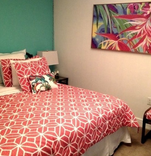Bedroom - Contemporary Bedroom