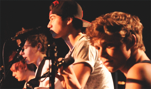 5 SECONDS OF SUMMER
