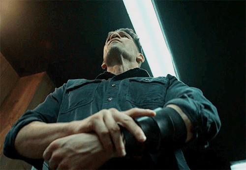 - Youre So Far Over Your Head, You Cant Even See The Light.- Is That Right? Frank Castle In Roadhouse