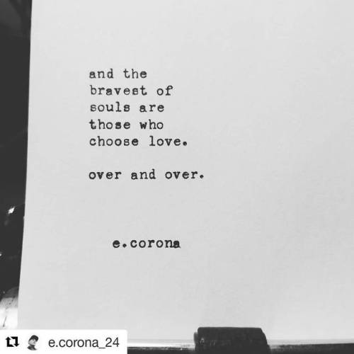 #Repost @e.corona_24 (@get_repost)・・・#poetrycommunity #poetryisnotdead #typewriterpoetry #drunkpoetr