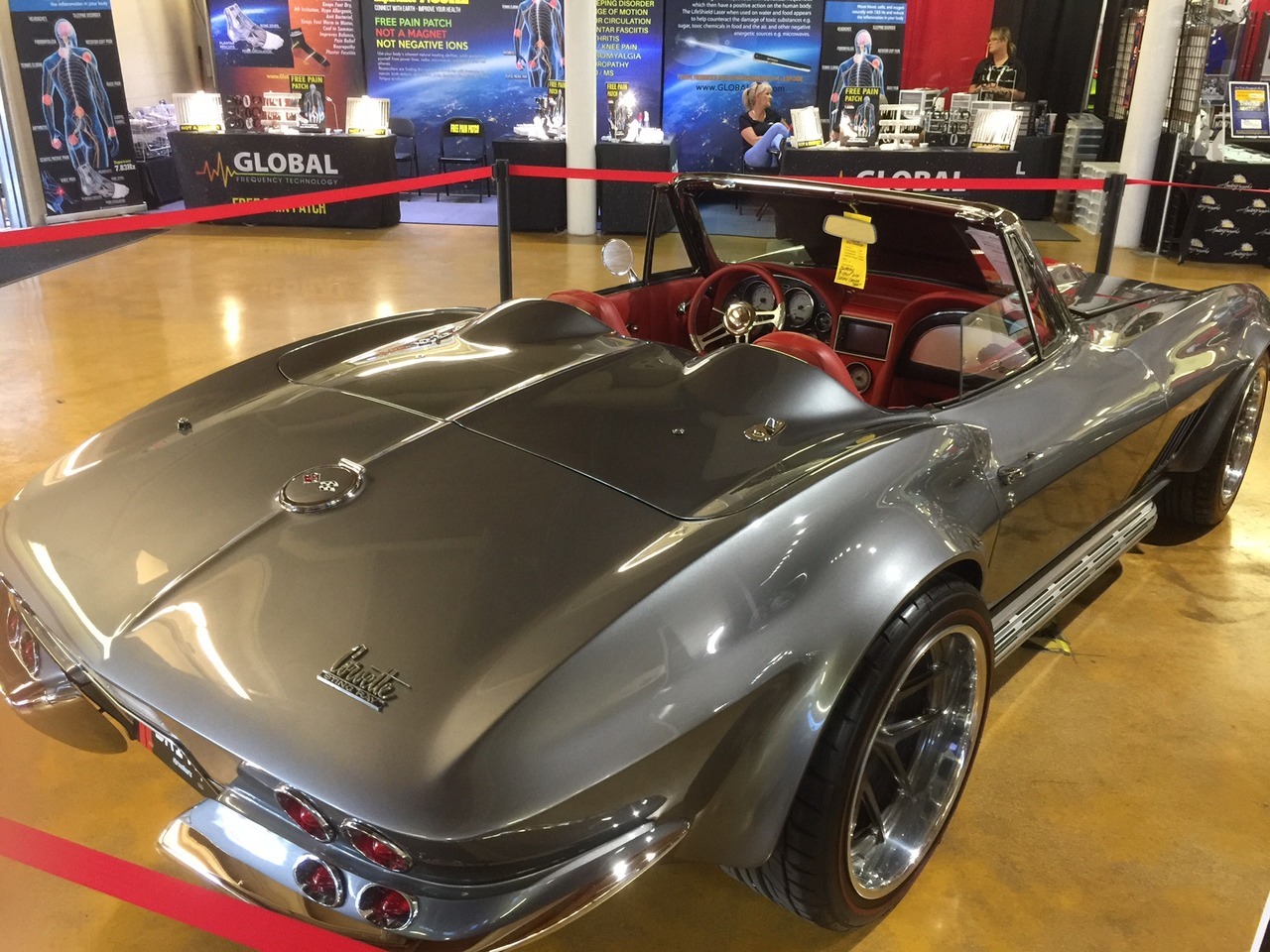 prova275:  More scenes from this weekend’s Barrett-Jackson Palm Beach…  