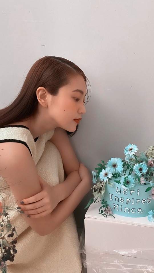 Yeri Lockscreens (Red Velvet)