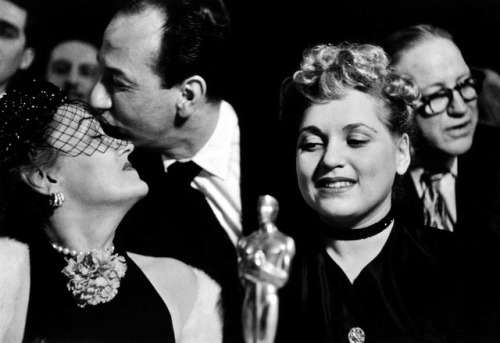 joeinct:Gloria Swanson, Jose Ferrer & Judy Holliday Celebrate the Academy Awards, Photo Copyrigh