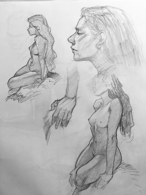 reiquintero: Some life drawings :) sharing the love.