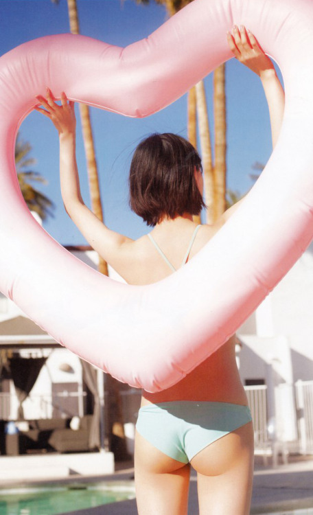 oshiri48:  Hori Miona (堀未央奈)