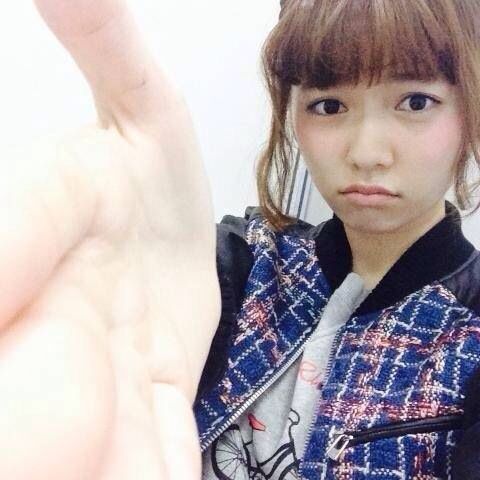 girls48:  [Mobile Mail] Shimazaki Haruka 2013.11.23 10:56 今日、握手会。こんな感じ。 Today is the handshake event. Like this.