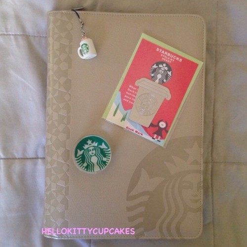 THEY ALL GO SOO PERFECT TOGETHER ☕️ #starbucks #coffee #drinks #drink #paperclips #plannercharm #sta