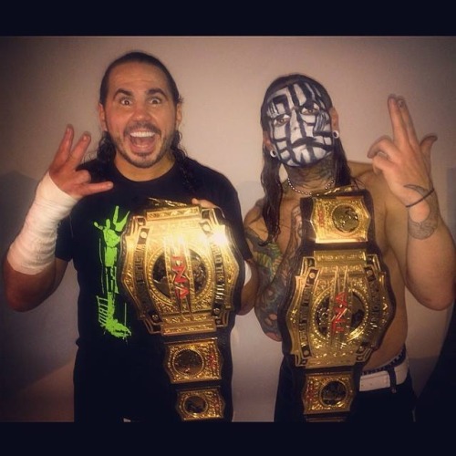 missaprilkoch:Jeff hardy &amp; Matt hardySo happy