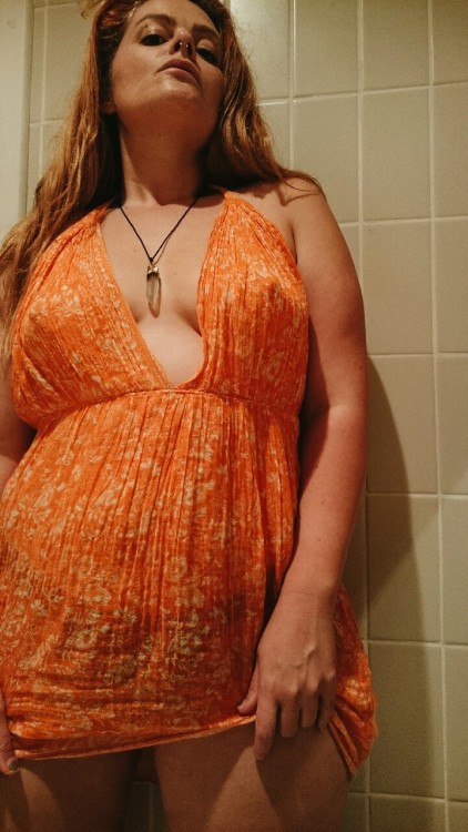 tallulah-moon:  This dress got me feeling adult photos