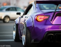 stancenation:  Purple Bunny. // http://wp.me/pQOO9-mAI